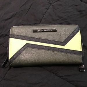 Steve Madden wallet